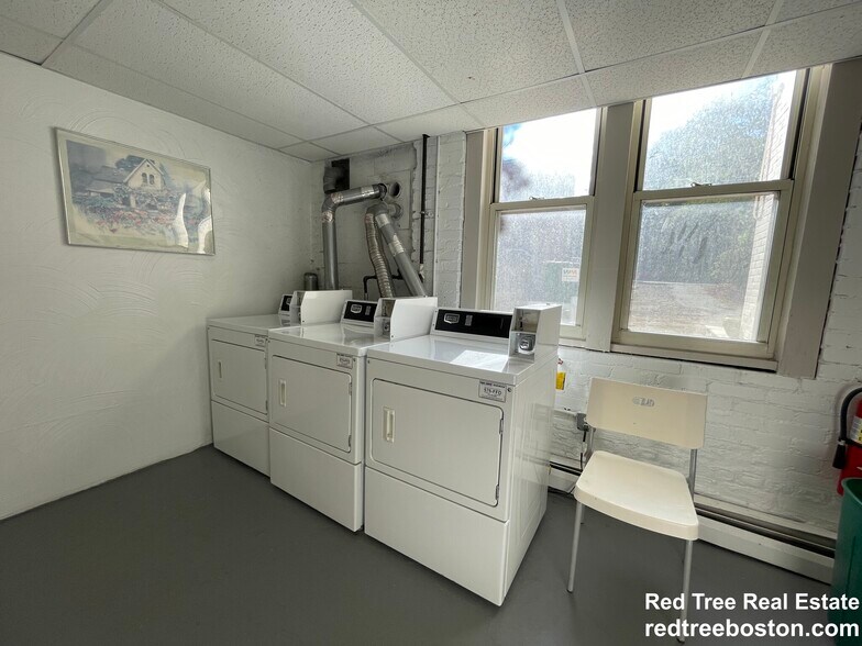 Building Photo - 20 Colborne Rd