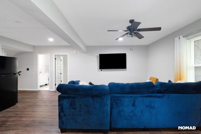Building Photo - Charming 2BR Duplex in Stone Mountain