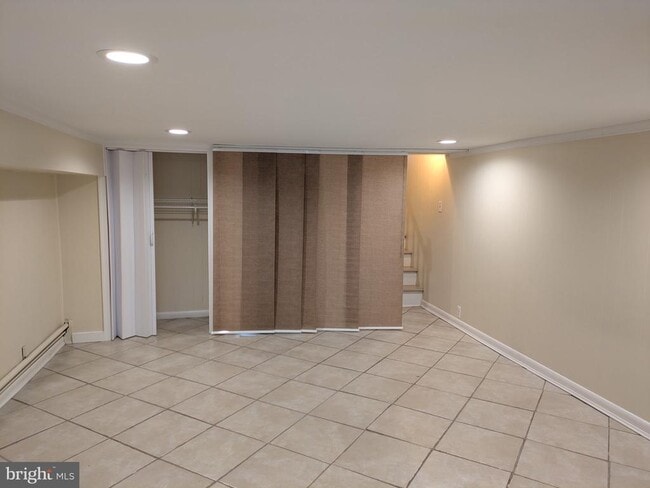 Building Photo - 3809 Foster Ave