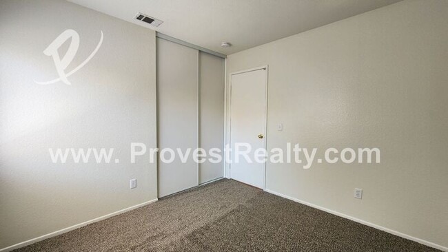 Building Photo - 14471 Queen Valley Rd