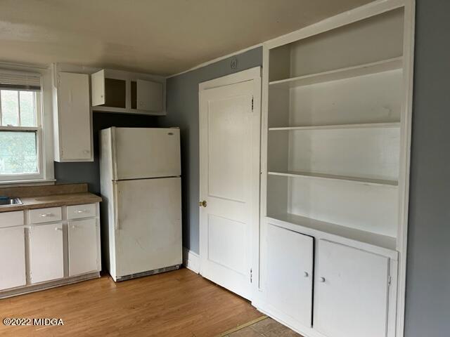 Building Photo - 534 Lynmore Cir