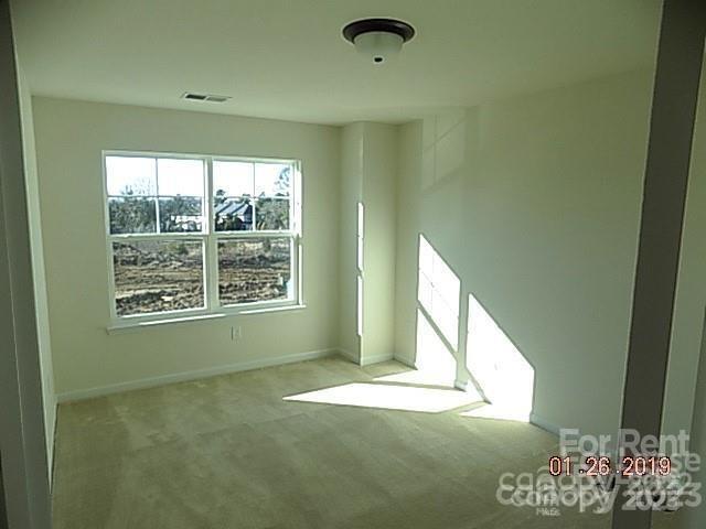Building Photo - 15027 Savannah Hall Dr
