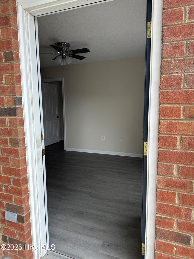 Building Photo - 4465 Magellan Ct