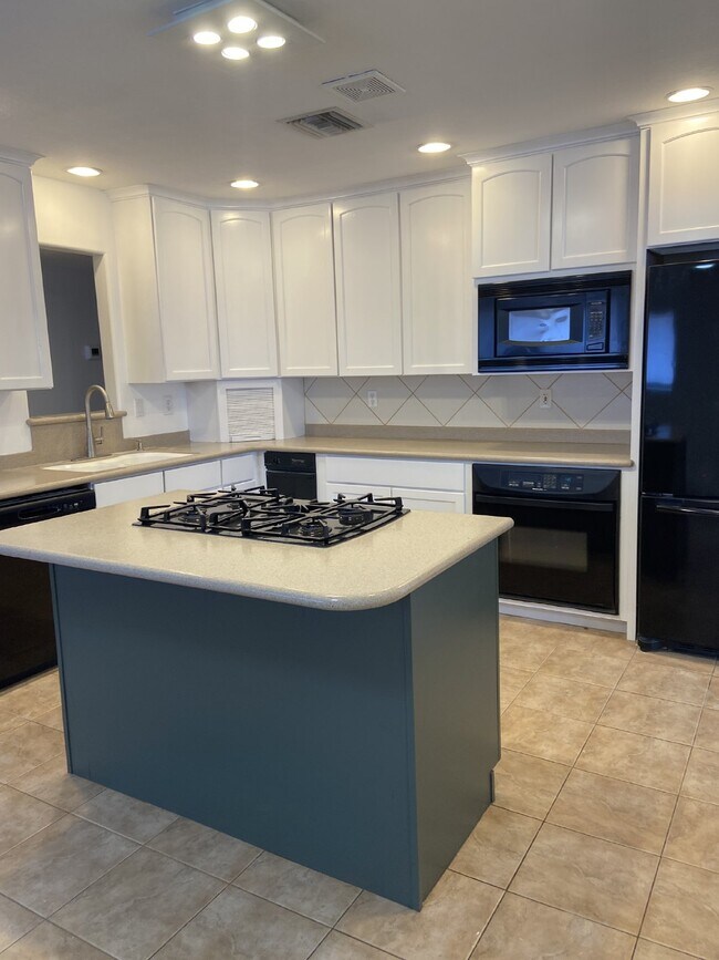 Building Photo - Lovely Old Town Scottsdale rental with private pool!