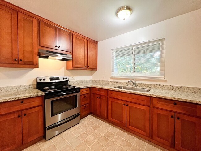 Building Photo - Charming 3-Bedroom Home in Napa’s Sought-A...