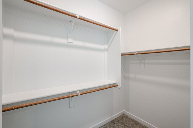 Building Photo - COMING SOON!! HOME IN TOLLESON! 4 BEDROOM 3 BATHROOMS!