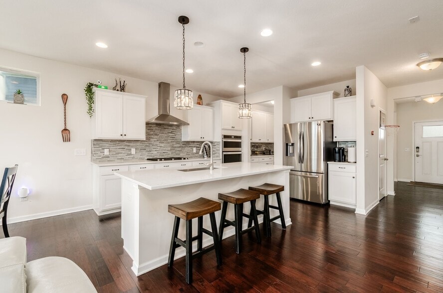 Building Photo - 6692 Rocky Ridge Dr