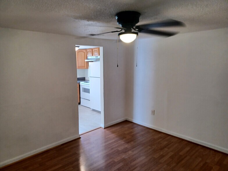 Building Photo - 20704 Caboose Dr