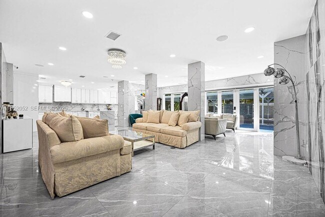 Building Photo - 7830 SW 120th St