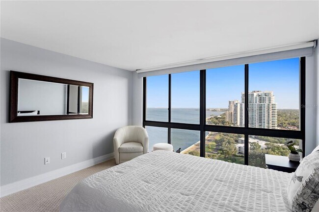 Building Photo - 3301 Bayshore Blvd