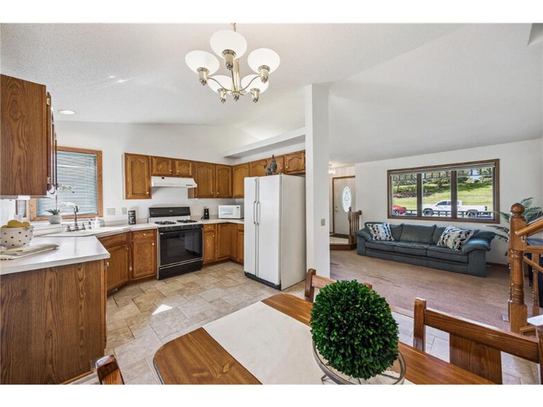 Building Photo - 4970 Boyd Ave