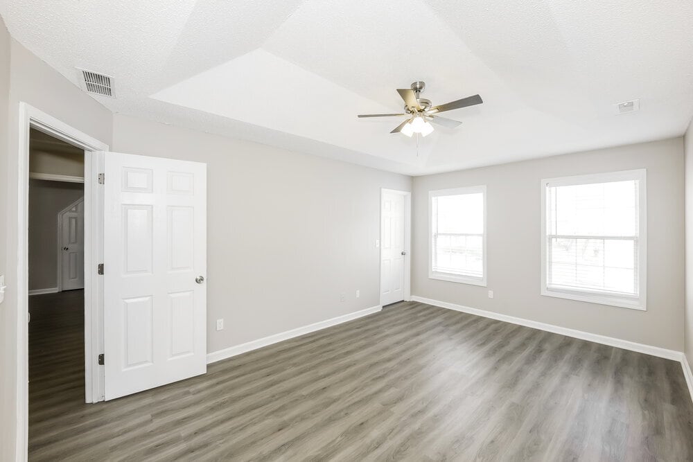 Building Photo - 1609 Blossom Dr