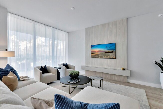 Building Photo - 525 N Fort Lauderdale Beach Blvd