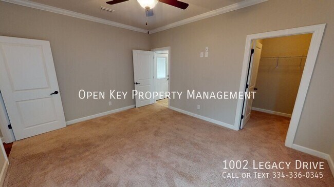 Building Photo - 1002 Legacy Dr