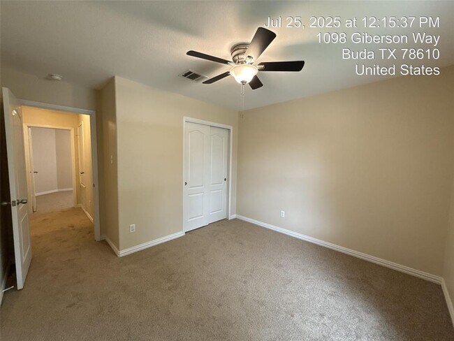 Building Photo - 1098 Giberson Way