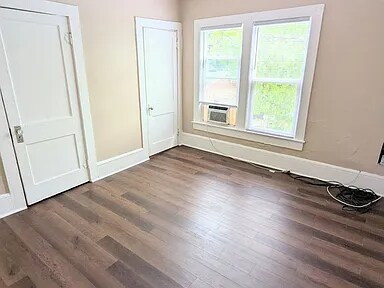 Building Photo - 635 Tanglewood St