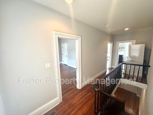 Building Photo - 2308 Venable St