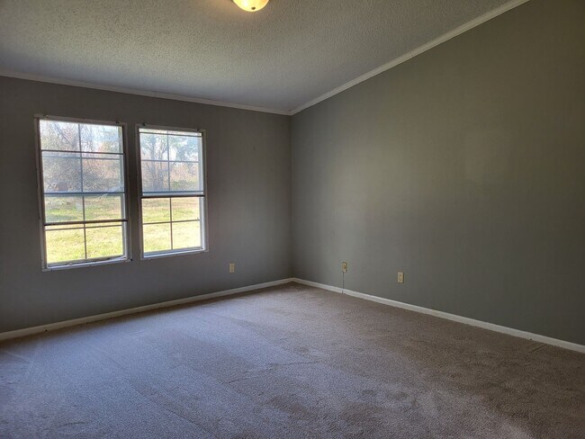 Building Photo - 3 bedroom home in Maiden