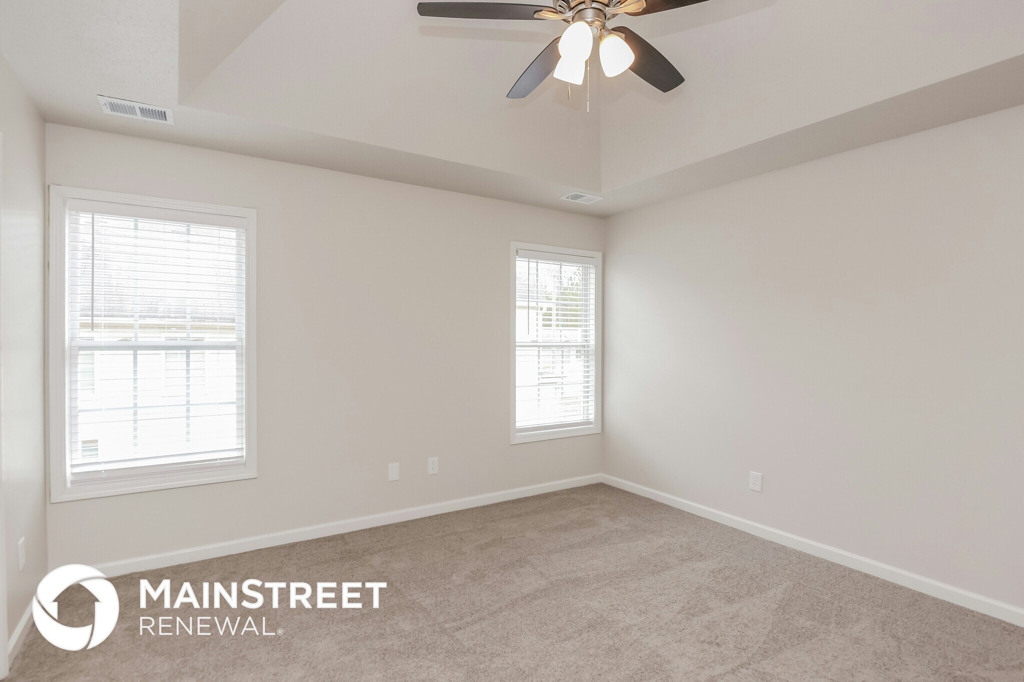 Building Photo - 1055 Abercorn Way