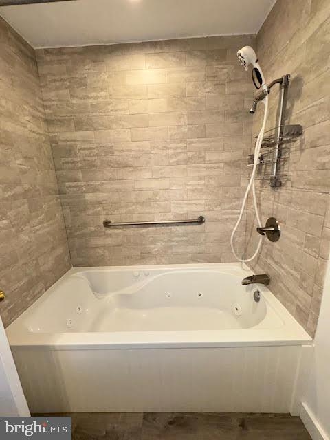 Building Photo - 201 Chandler Dr