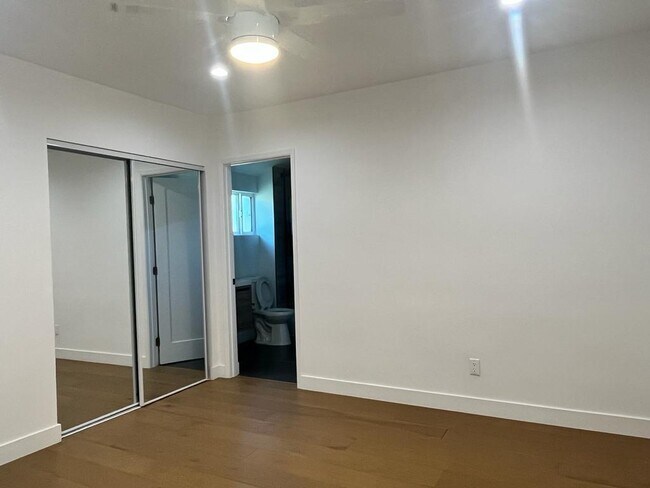 Building Photo - 8100 Paso Robles Ave