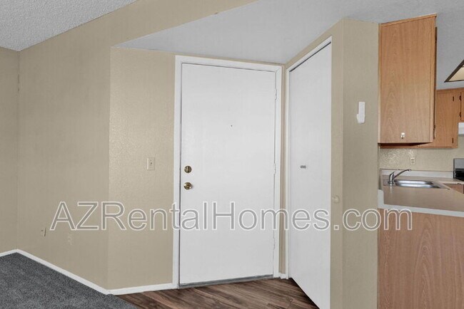 Building Photo - 8155 E Roosevelt St