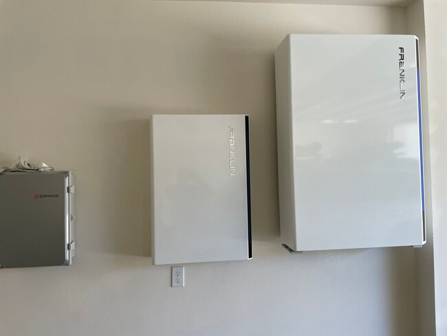 Building Photo - 1402 Mountain Laurel Rd