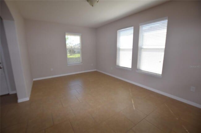 Building Photo - 2021 Beacon Landing Cir