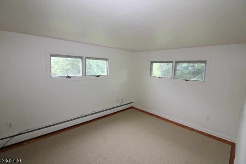 Building Photo - 471 Milford Warren Glen Rd