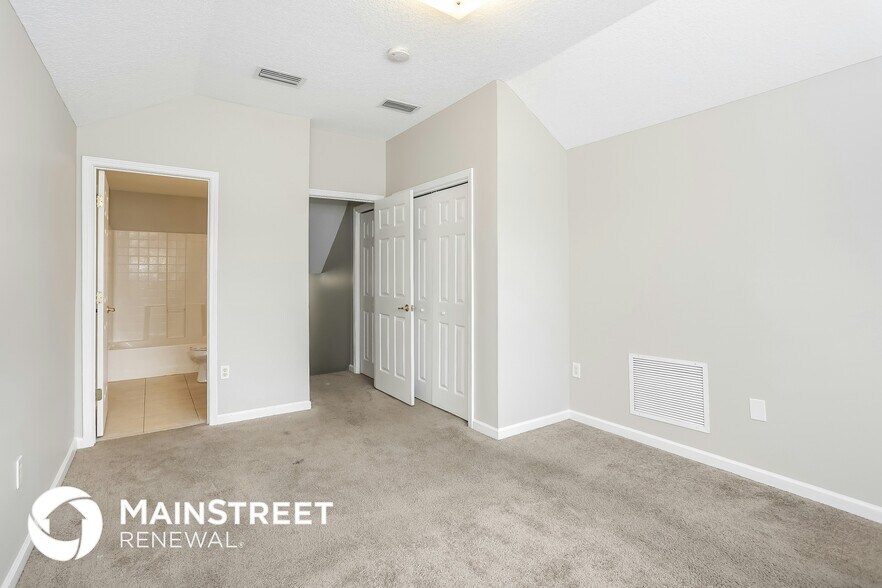 Building Photo - 845 Corsica Ln