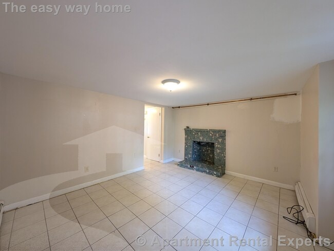 Building Photo - 13A Suffolk St