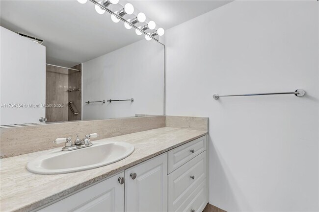 Building Photo - 1201 S Ocean Dr