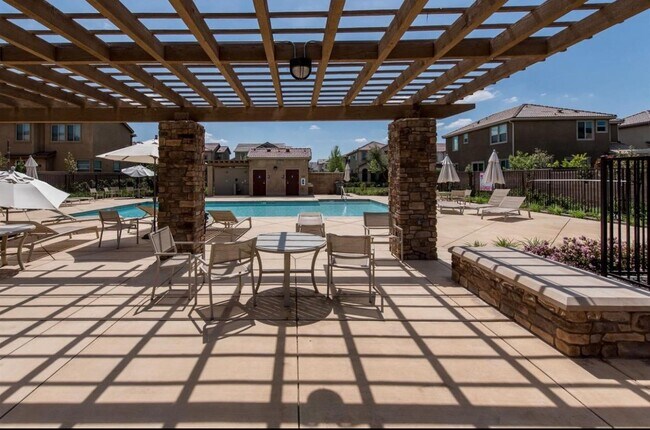 Building Photo - 10850 Braden Way