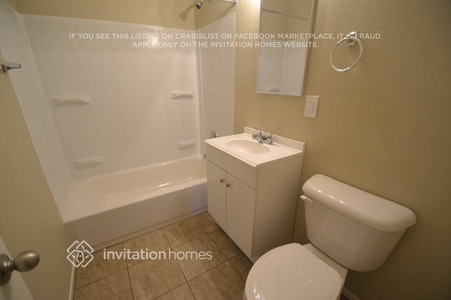 Building Photo - 3880 Finly Ct
