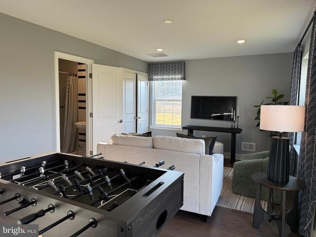 Building Photo - 113 FRED CLARK Dr