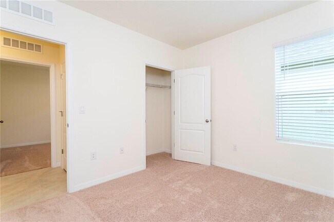 Building Photo - 2847 Common Crane Ct
