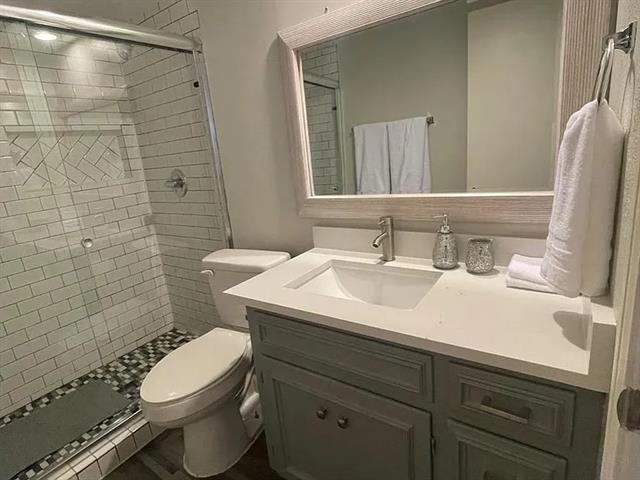 Building Photo - 3701 W Rochelle Rd