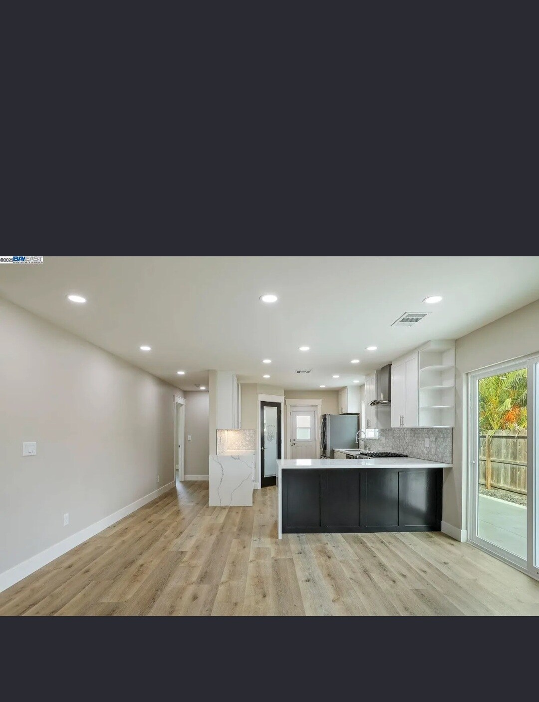 Building Photo - 629 Oregon St