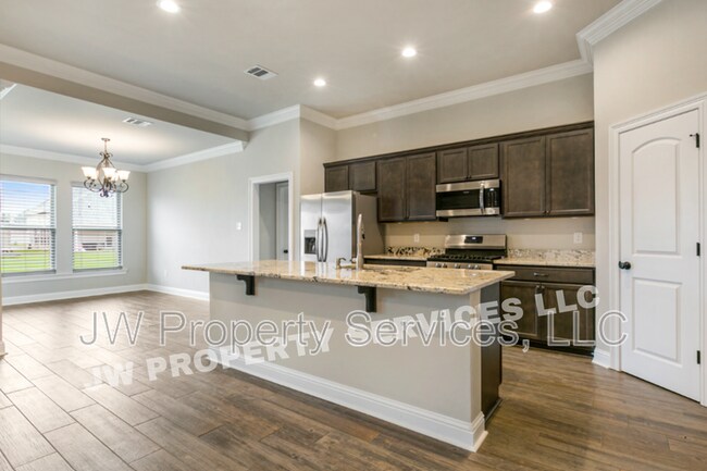 Building Photo - 612 Claiborne Trails Dr
