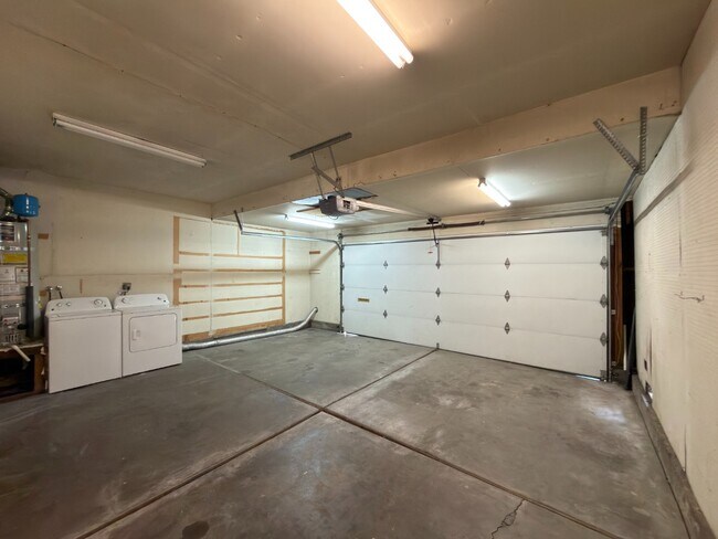 Building Photo - Spacious 3BR/2BA Single Family Home | 2-Car Garage + Great San Jose Location
