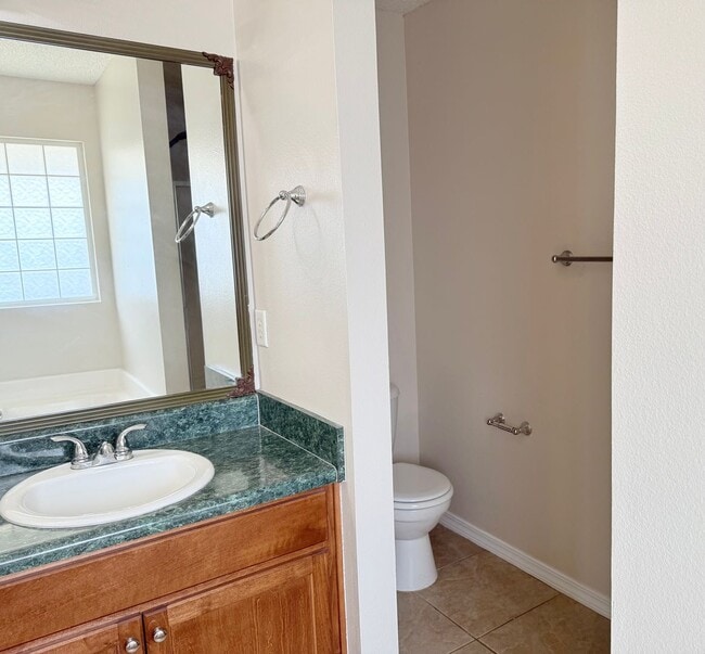 Building Photo - Charming Brick Home - Jaimee's Ridge
