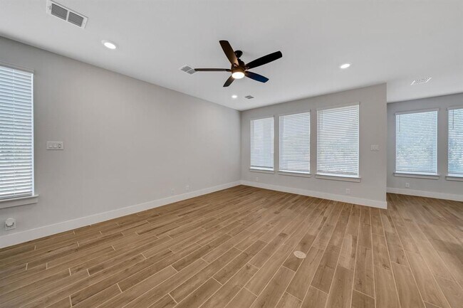Building Photo - 13721 Giovanni's Garden Pl