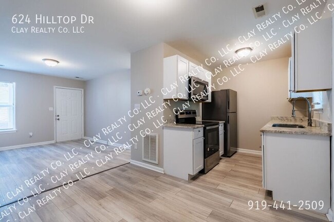 Building Photo - 624 Hilltop Dr