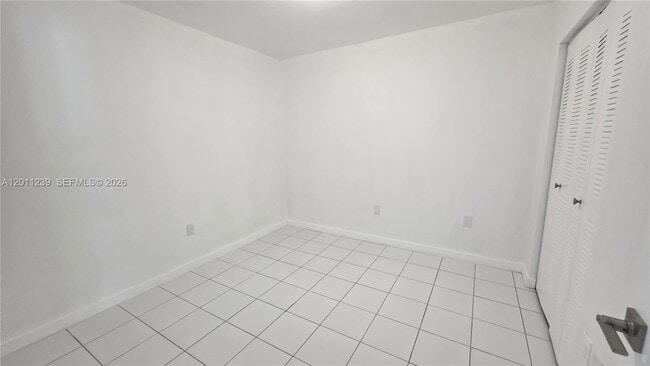 Building Photo - 2575 SW 27th Ave