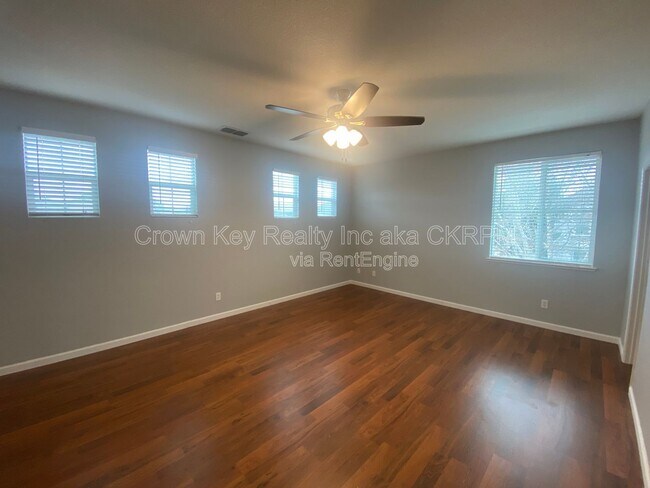 Building Photo - 297 Emory Oak Pl