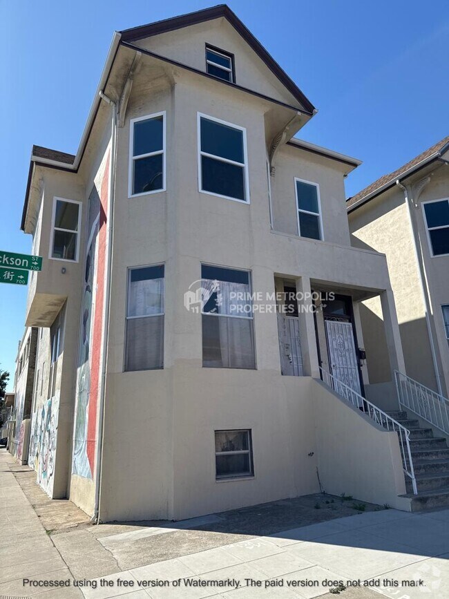 Building Photo - 3 bedroom in Oakland CA 94619