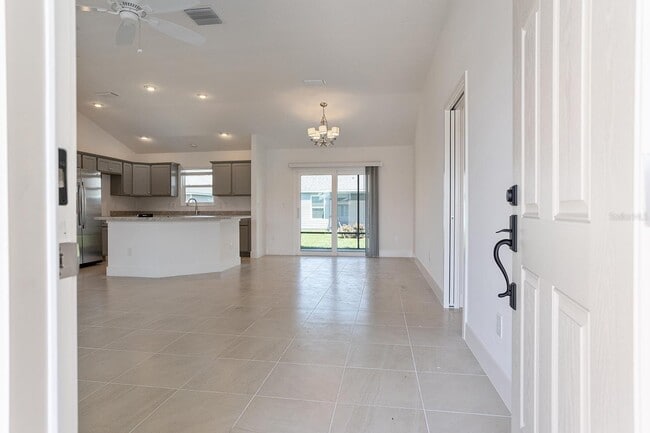 Building Photo - 6385 Danielson Lp