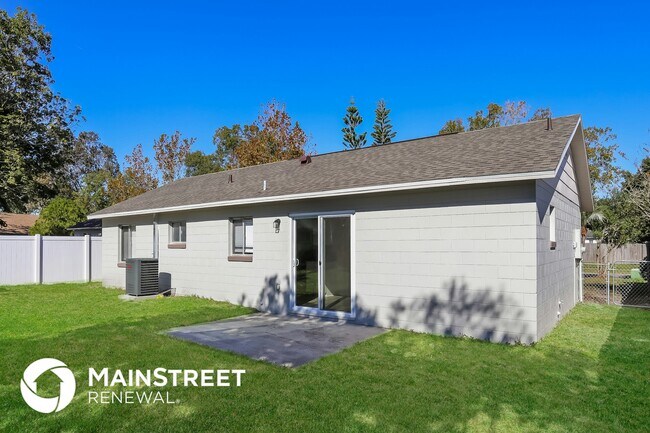 Building Photo - 13826 Lena St