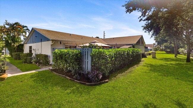 Building Photo - 203 Timberlane Cir