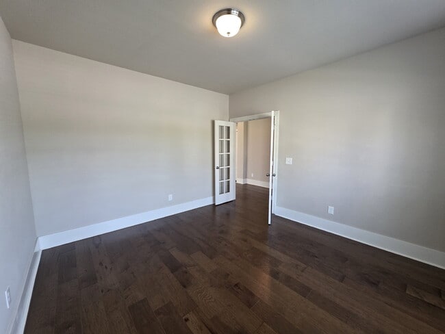 Building Photo - 616 Mill Pond Wy